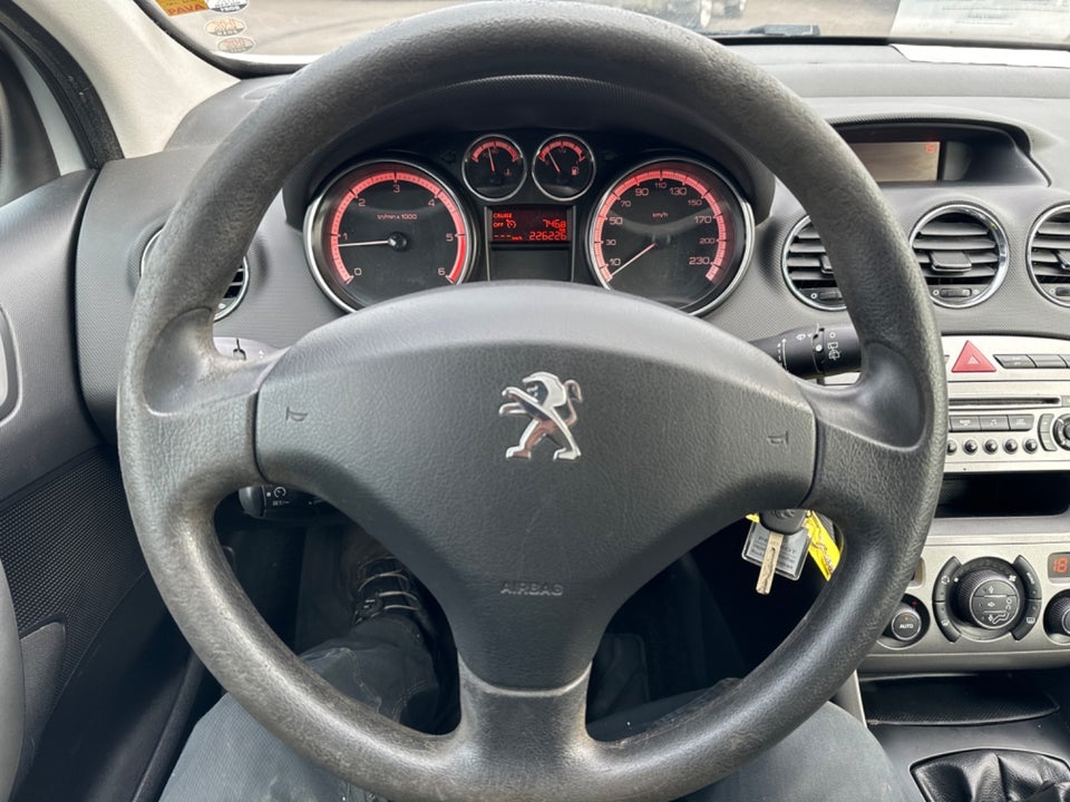 Peugeot 308 1,6 HDi 92 Access 5d