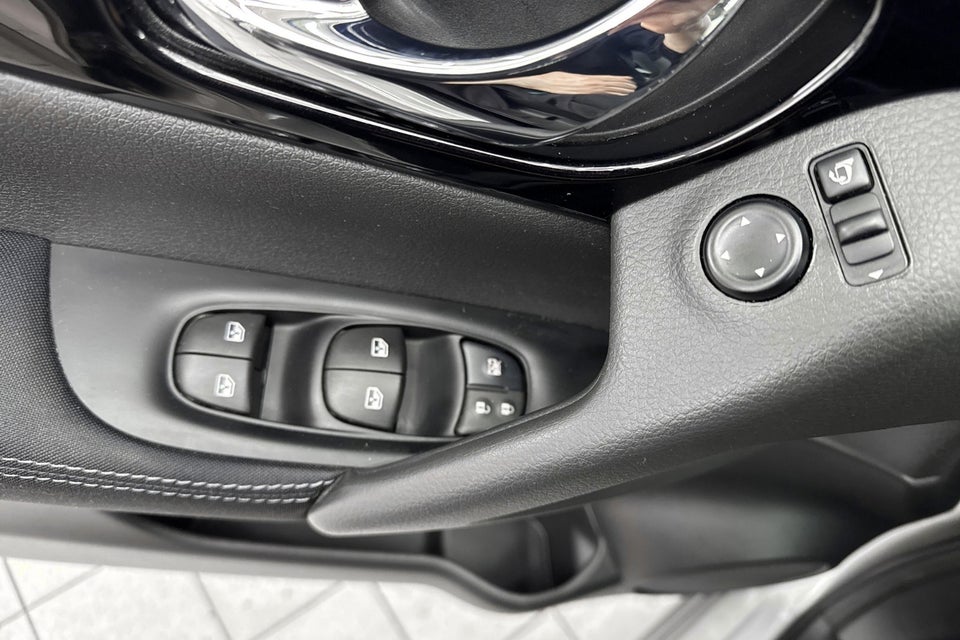 Nissan Qashqai 1,3 Dig-T 160 N-Connecta DCT 5d