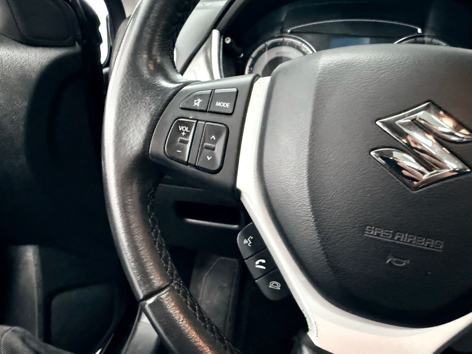 Suzuki Vitara 1,4 mHybrid Adventure 5d
