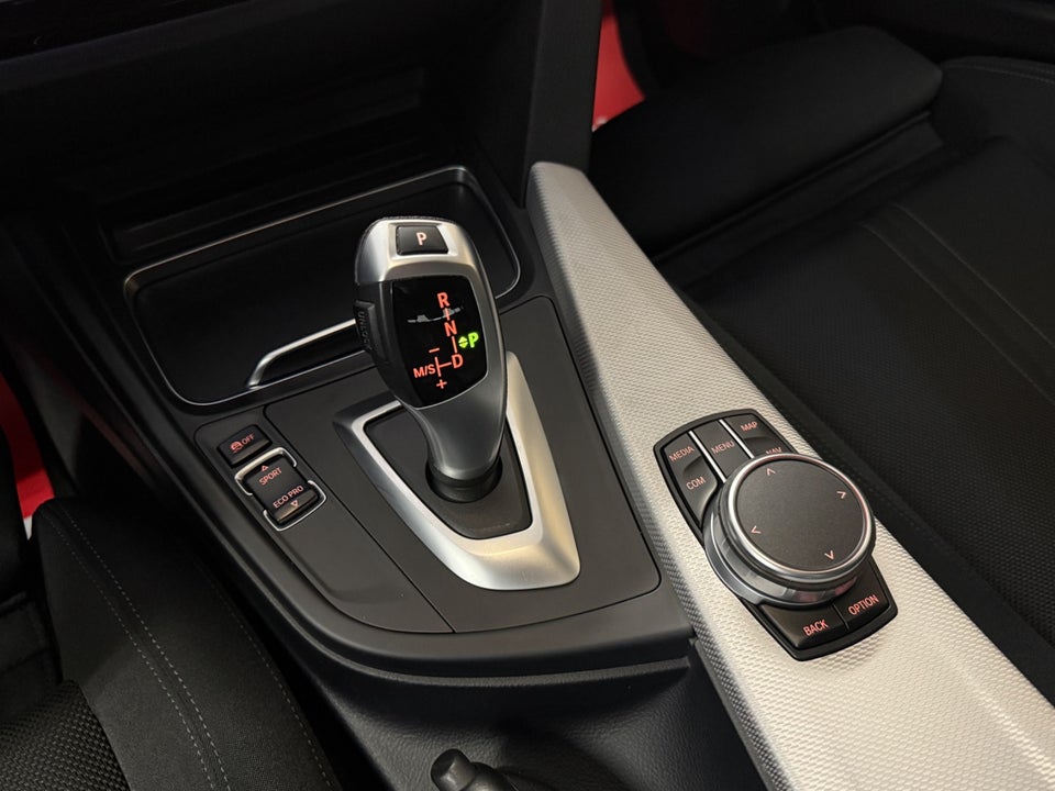 BMW 320d 2,0 Touring M-Sport aut. 5d