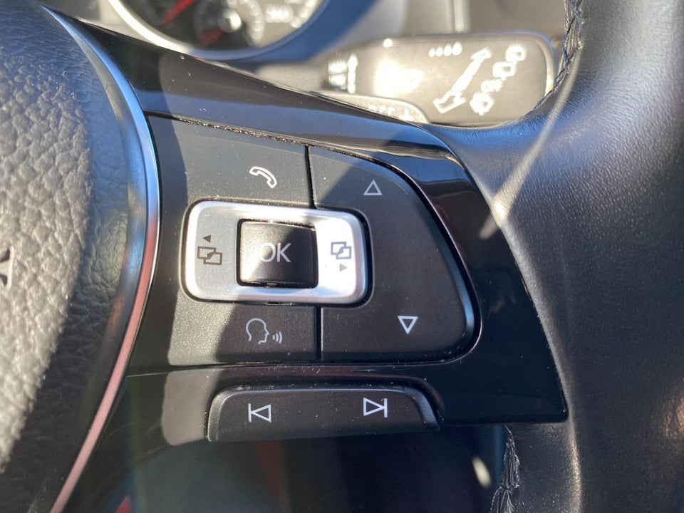VW Golf VII 1,6 TDi 115 Comfortline Variant DSG 5d