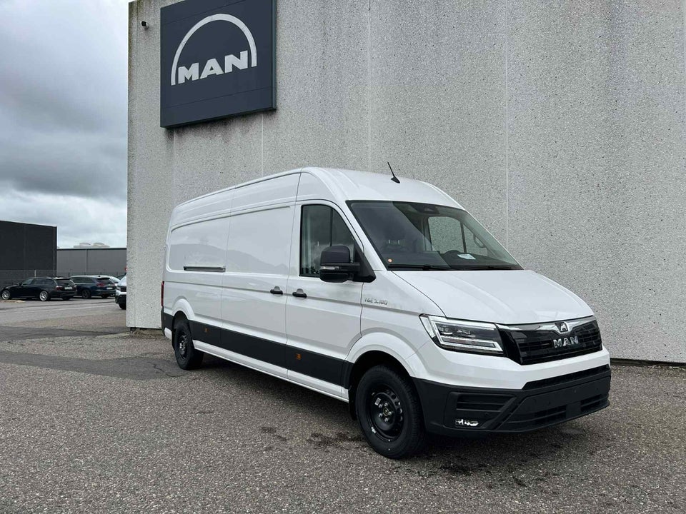 MAN TGE 2,0 3.180 Kassevogn L4H3 aut. FWD