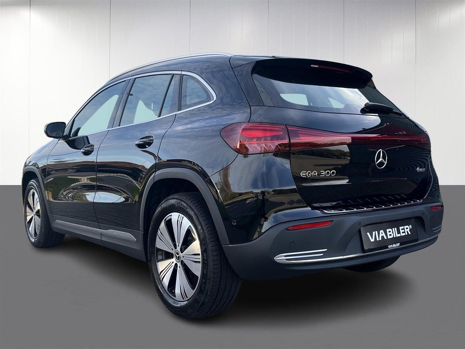 Mercedes EQA300 Progressive 4Matic 5d