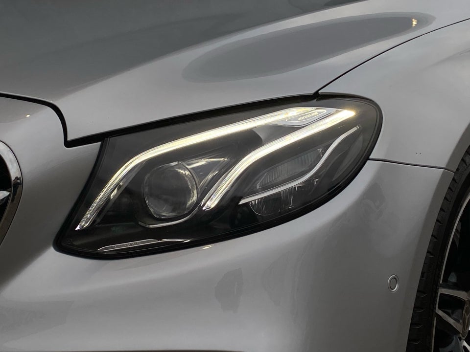 Mercedes E400 d 2,9 AMG Line aut. 4Matic 4d