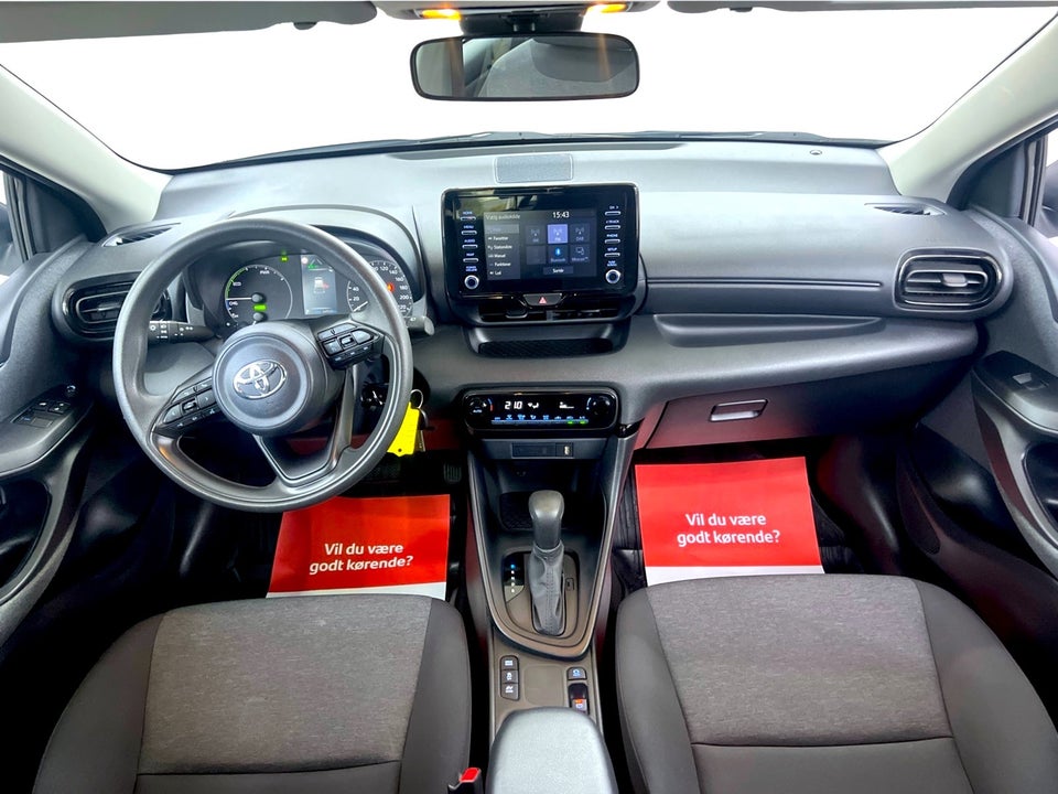 Toyota Yaris 1,5 Hybrid H1 e-CVT 5d