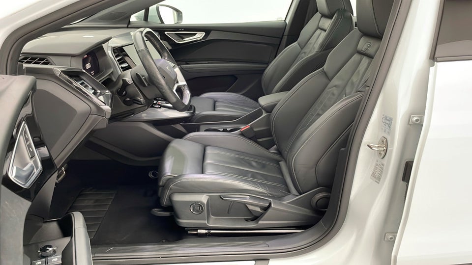 Audi Q4 e-tron 40 Attitude S-line 5d