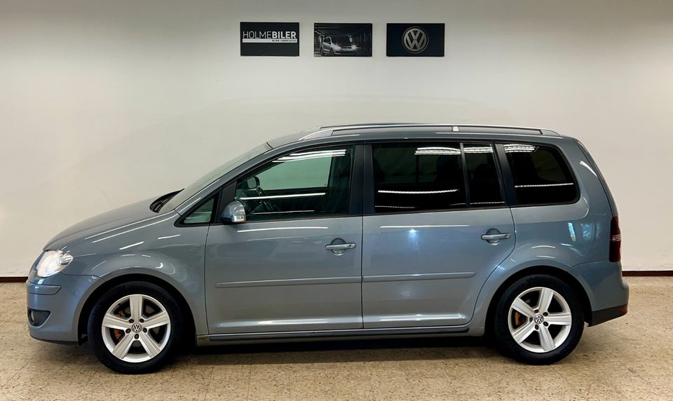 VW Touran 2,0 TDi 140 Trendline 5d