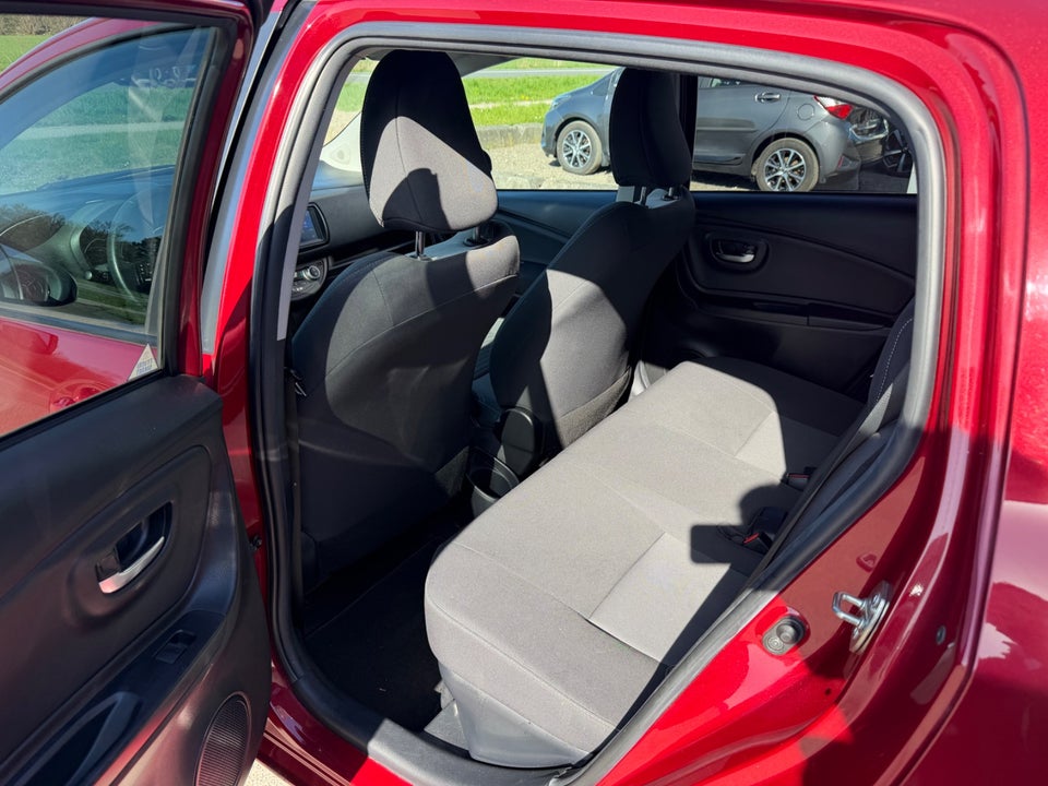 Toyota Yaris 1,5 Hybrid H3 Smart e-CVT 5d
