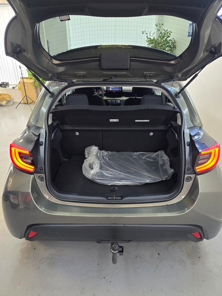 Toyota Yaris 1,5 Active 5d