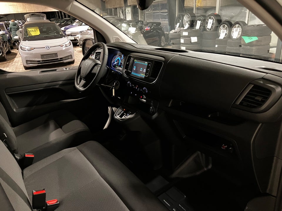 Peugeot e-Expert 50 L2 Plus Van