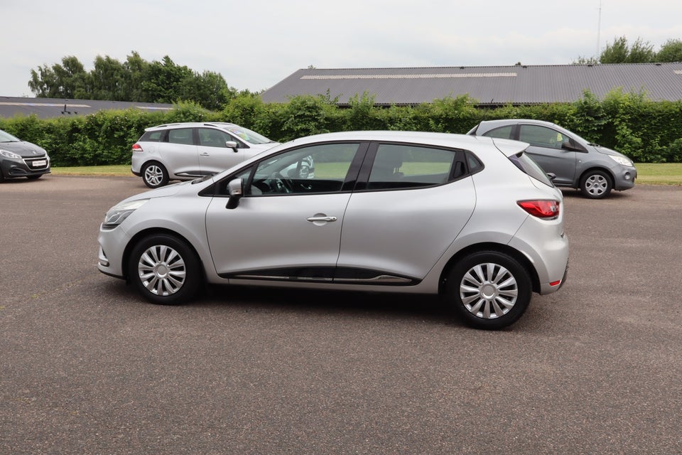 Renault Clio IV 1,5 dCi 90 Limited 5d