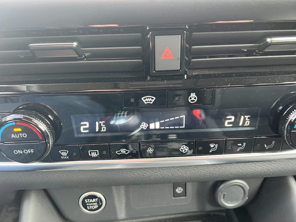 Nissan Qashqai 1,3 mHEV N-Connecta 5d