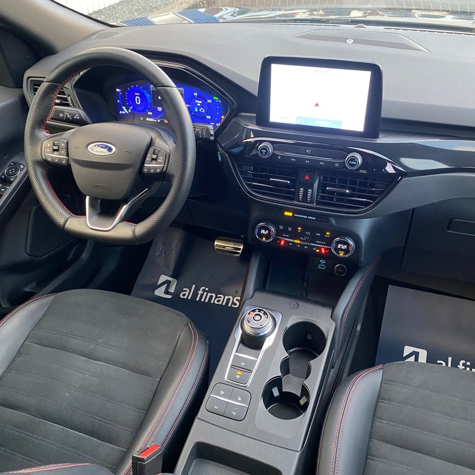 Ford Kuga 2,5 PHEV ST-Line CVT 5d