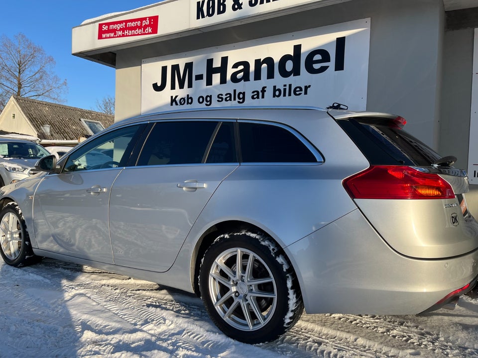 Opel Insignia 2,0 T 220 Cosmo Sports Tourer aut. 5d
