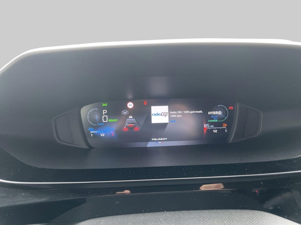 Peugeot 308 1,6 Hybrid First Selection+ EAT8 5d