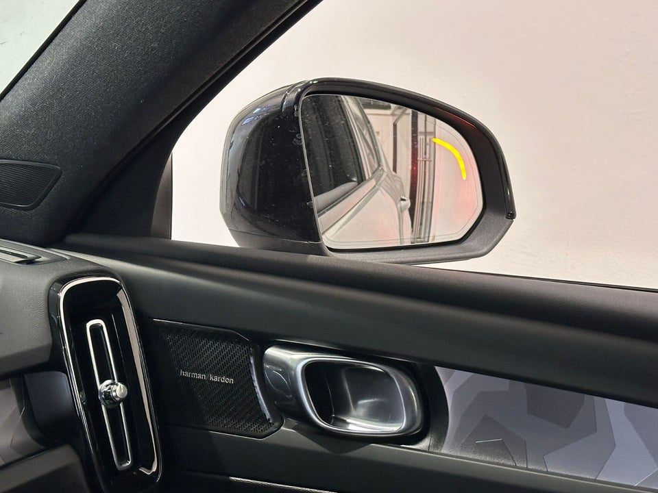 Volvo XC40 ReCharge Extended Range Ultimate 5d
