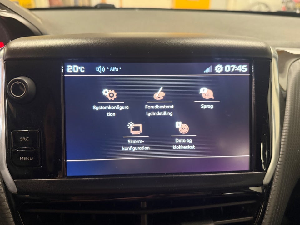 Peugeot 2008 1,6 BlueHDi 100 Allure 5d