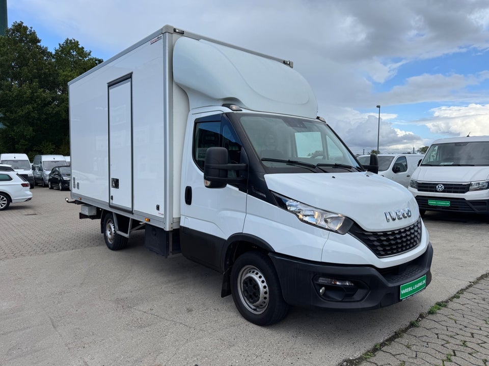 Iveco Daily 2,3 35S14 Alukasse m/lift AG8 2d