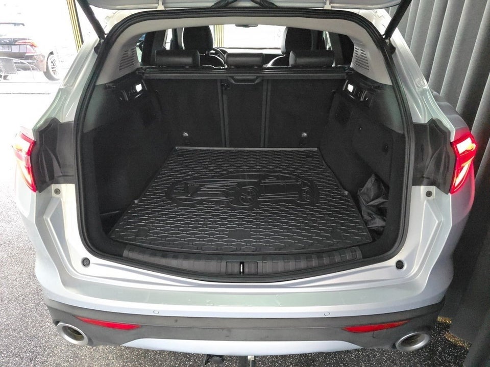 Alfa Romeo Stelvio 2,2 JTD 190 Edizione aut. 5d