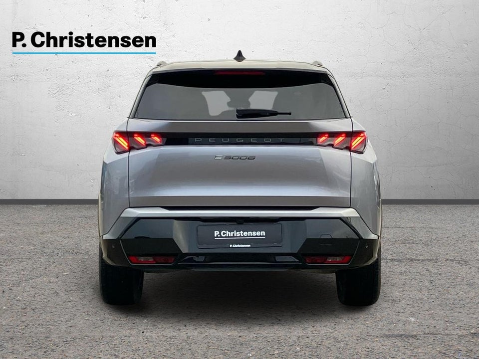 Peugeot e-5008 77 GT Pack 7prs 5d