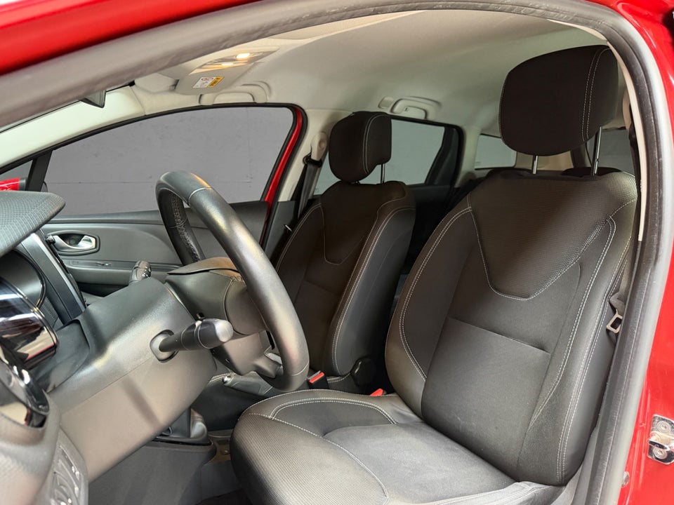 Renault Clio IV 0,9 TCe 90 Zen Sport Tourer 5d