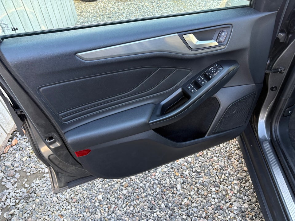 Ford Focus 1,5 EcoBlue Active Business stc. aut. 5d