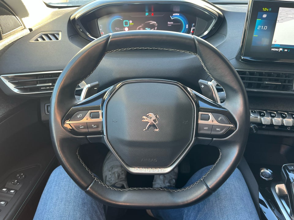 Peugeot 3008 1,2 PureTech 130 Allure Pack EAT8 5d