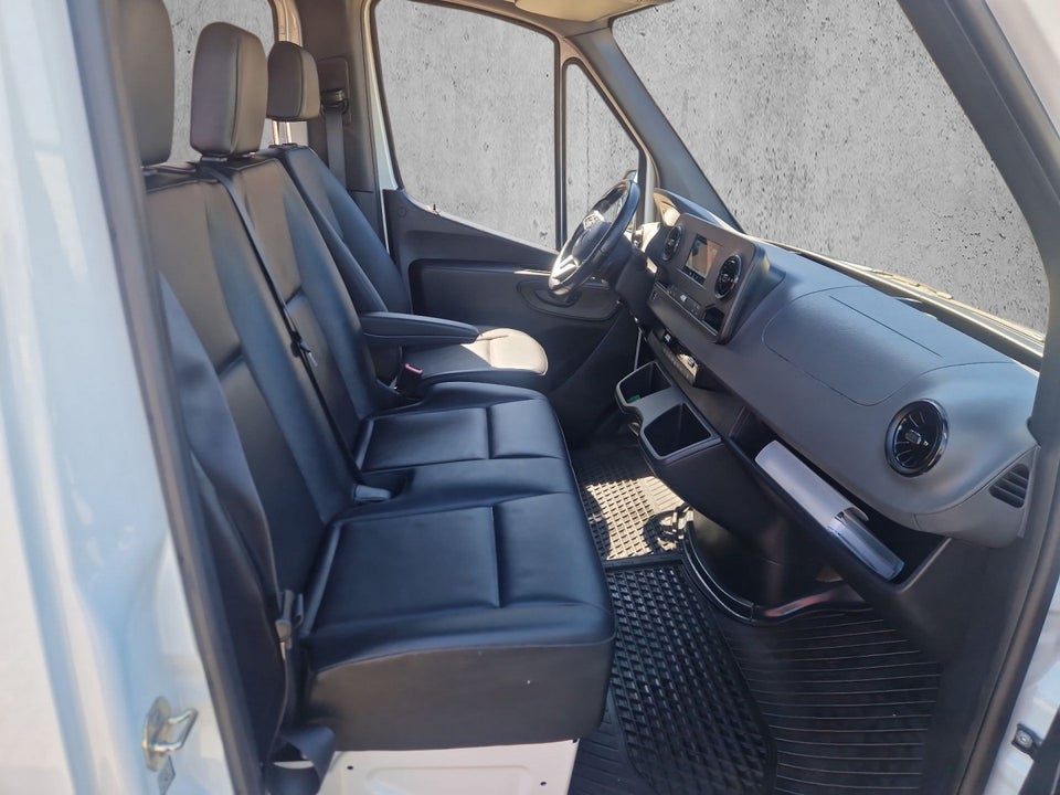 Mercedes Sprinter 214 2,2 CDi A1 Kasse-/Mandskabsvogn aut. FWD