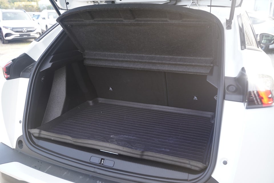 Peugeot 2008 1,5 BlueHDi 100 Edition:210+ 5d