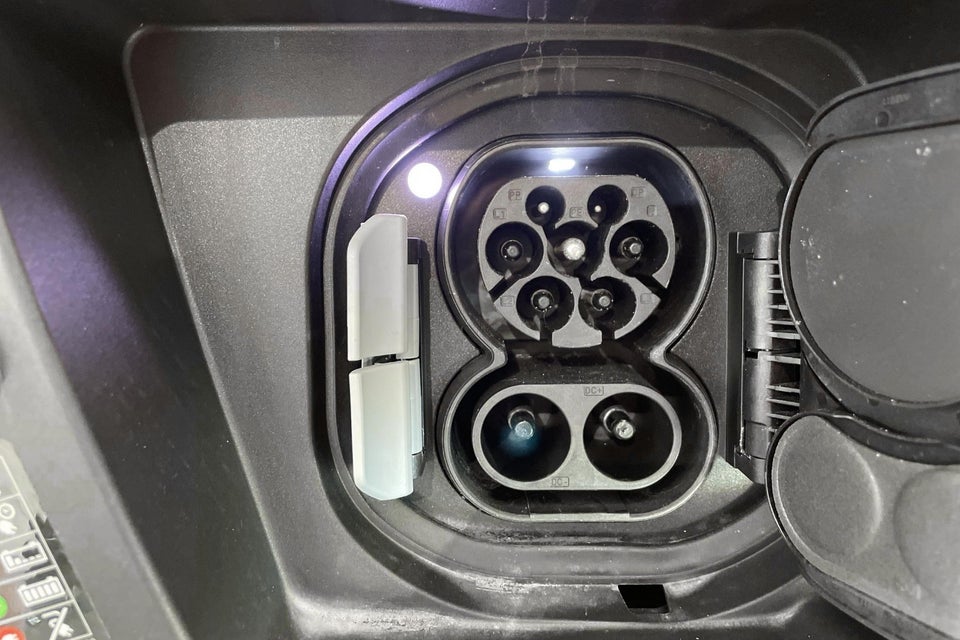 BMW iX2 eDrive20 M-Sport 5d