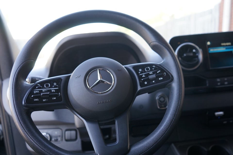 Mercedes Sprinter 315 2,0 CDi A2 Kassevogn aut. RWD