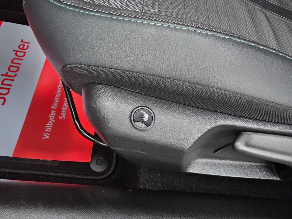 Peugeot 208 1,2 PureTech 100 Allure Pack 5d