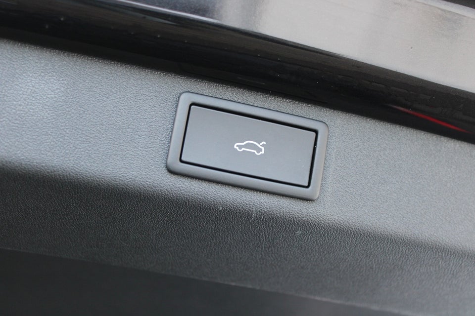 Skoda Elroq 85 iV Premium Advanced 5d