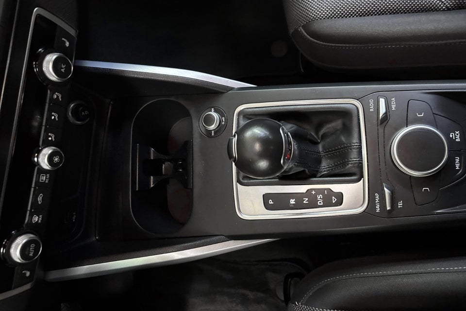 Audi Q2 35 TFSi Sport Prestige 5d