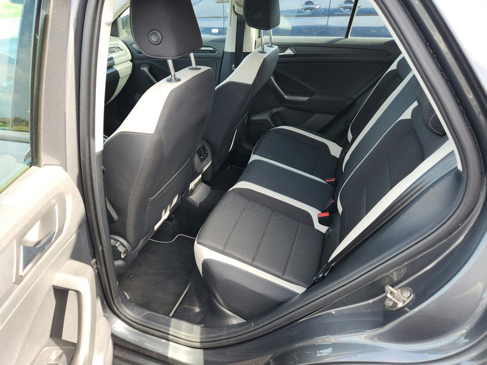 VW T-Roc 2,0 TDi 150 Sport DSG 4Motion 5d