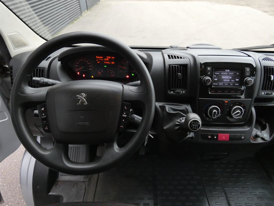 Peugeot Boxer 335 2,0 BlueHDi 130 Db.Kab m/lad L3 4d