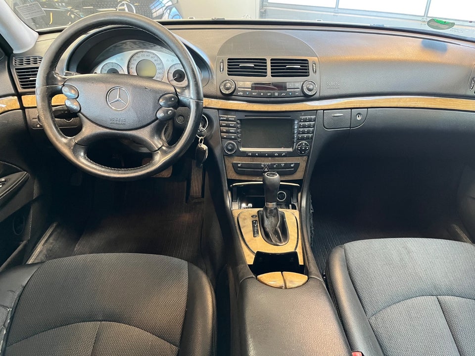 Mercedes E320 3,0 CDi Avantgarde stc. aut. 7prs 5d