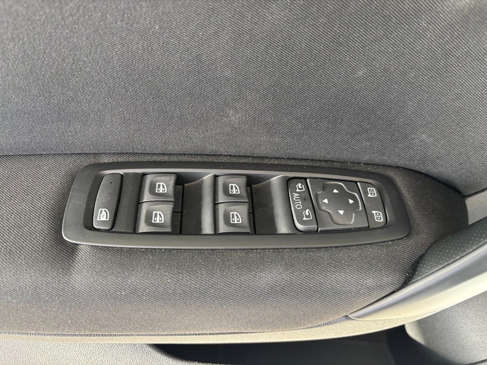 Renault Megane IV 1,2 TCe 100 Zen Sport Tourer 5d