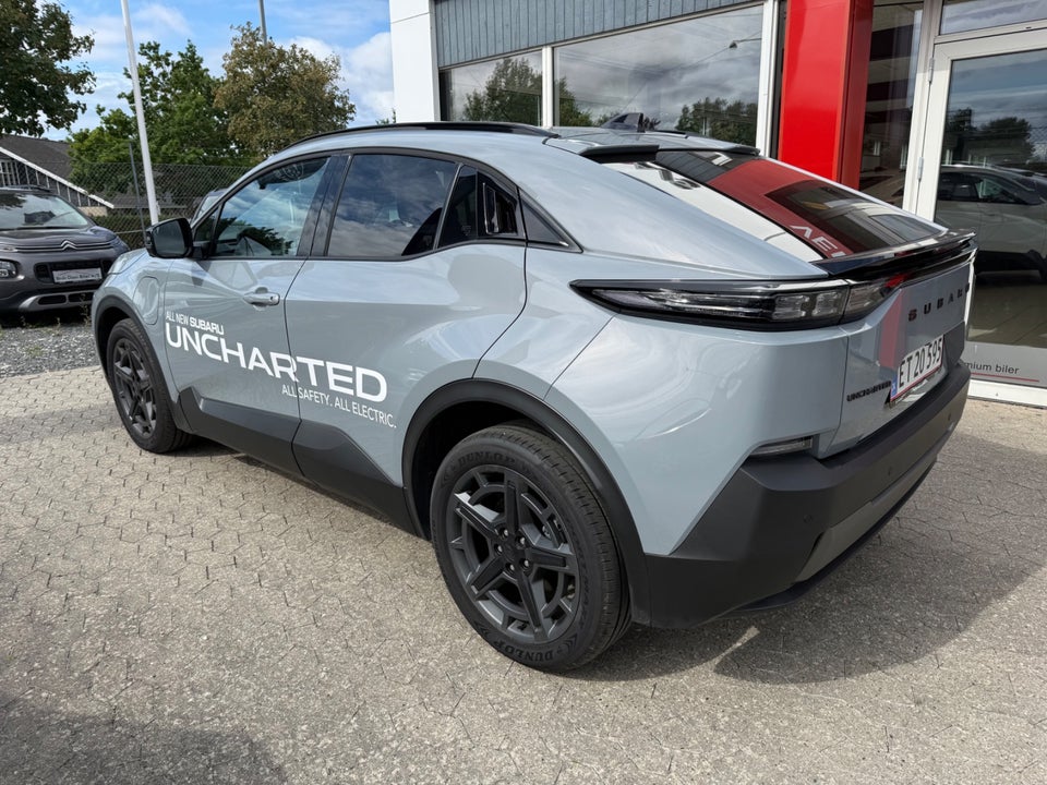 Subaru Uncharted 77 Touring AWD 5d