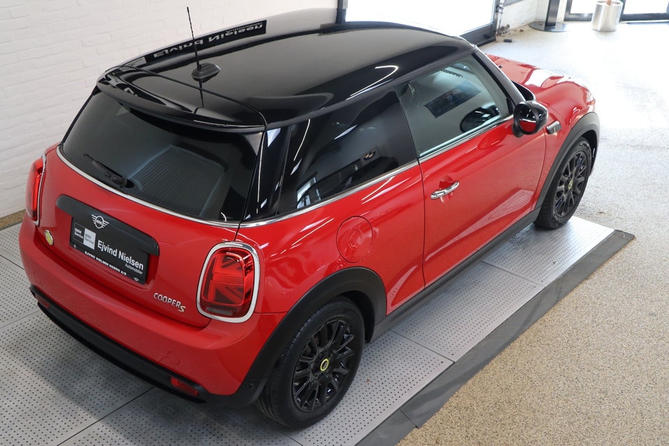 MINI Cooper SE Classic Trim 3d