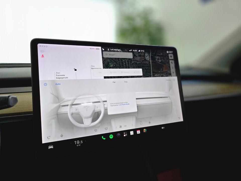 Tesla Model Y Long Range AWD 5d