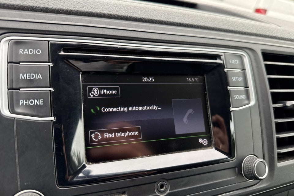 VW Transporter 2,0 TDi 150 Kassevogn lang