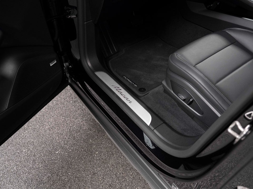 Porsche Macan 5d