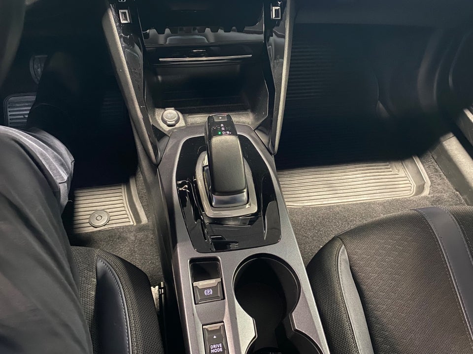 Peugeot e-2008 50 Active 5d