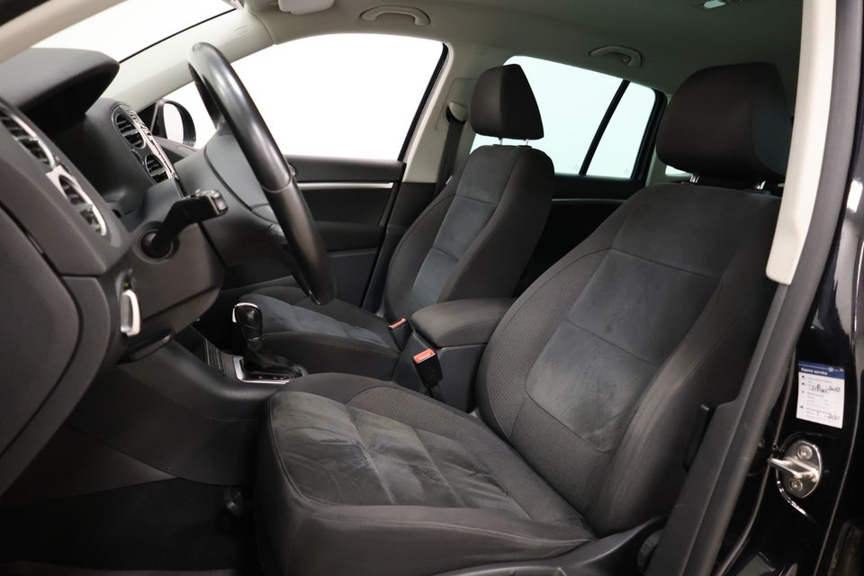 VW Tiguan 2,0 TDi 140 Sport & Style DSG 4Motion 5d