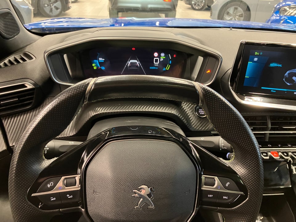 Peugeot e-2008 50 GT 5d