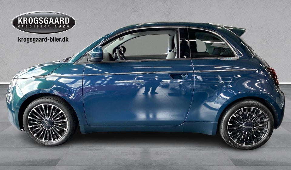 Fiat 500e 42 Icon Plus 3d
