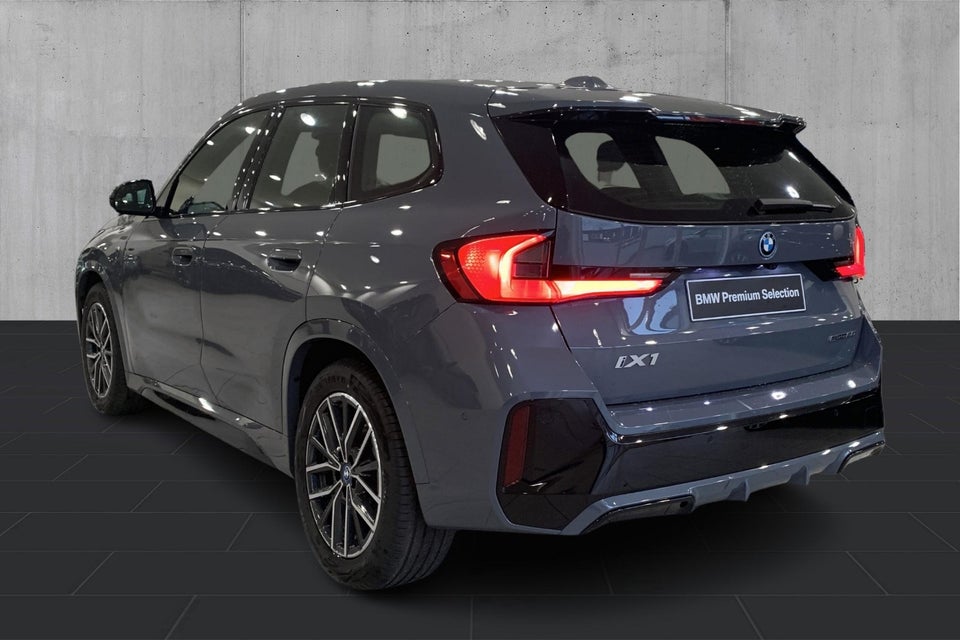 BMW iX1 eDrive20 M-Sport 5d