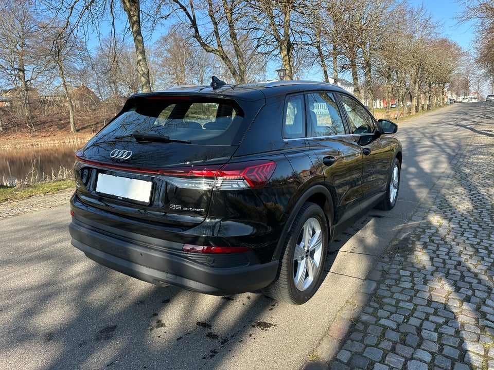 Audi Q4 e-tron 35 Advanced 5d