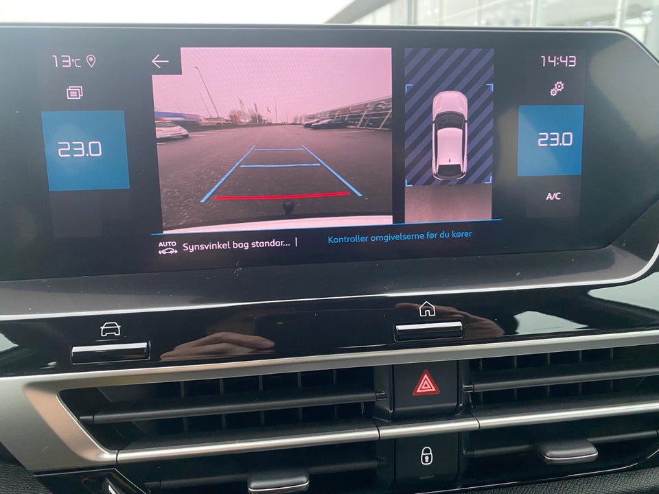 Citroën C4 1,2 PureTech 130 Iconic EAT8 5d